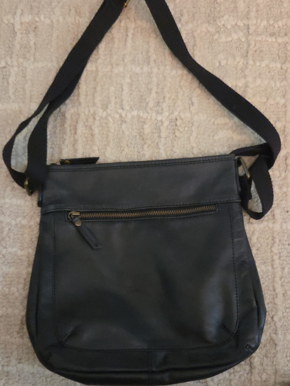 FatFace Black Genuine Leather Crossbody Bag Flat Messenger Purse Front Zip